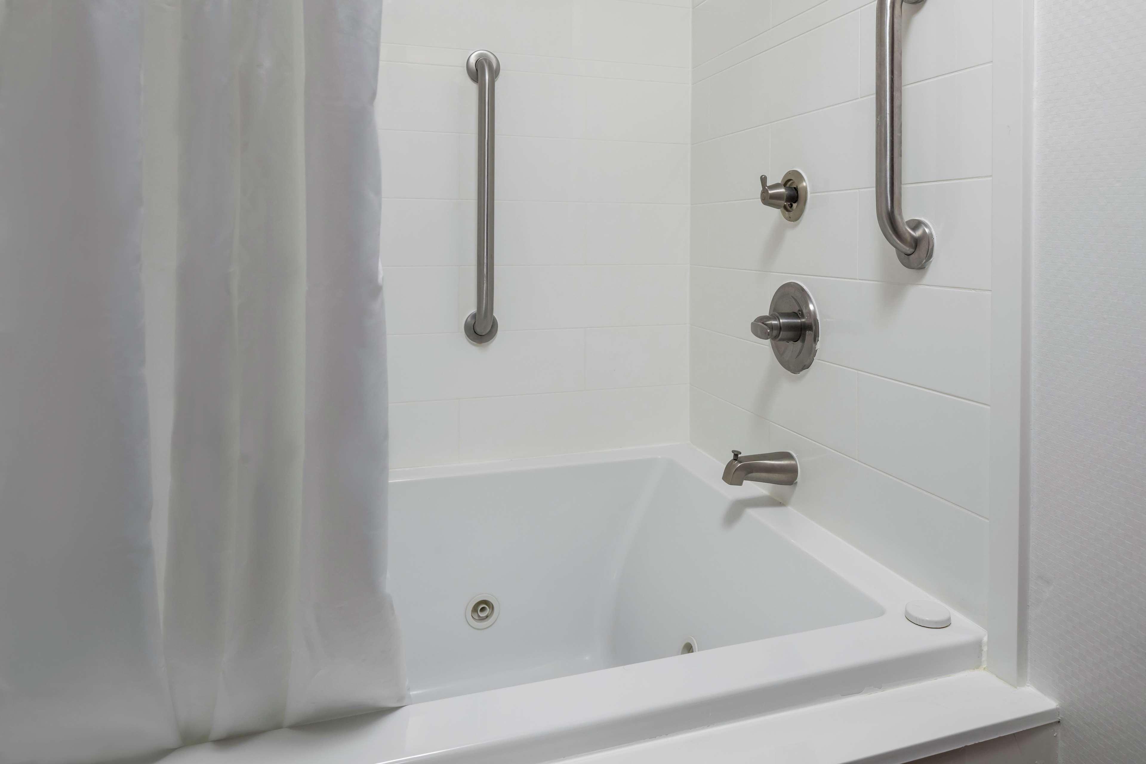 Hampton Inn Хелен Экстерьер фото