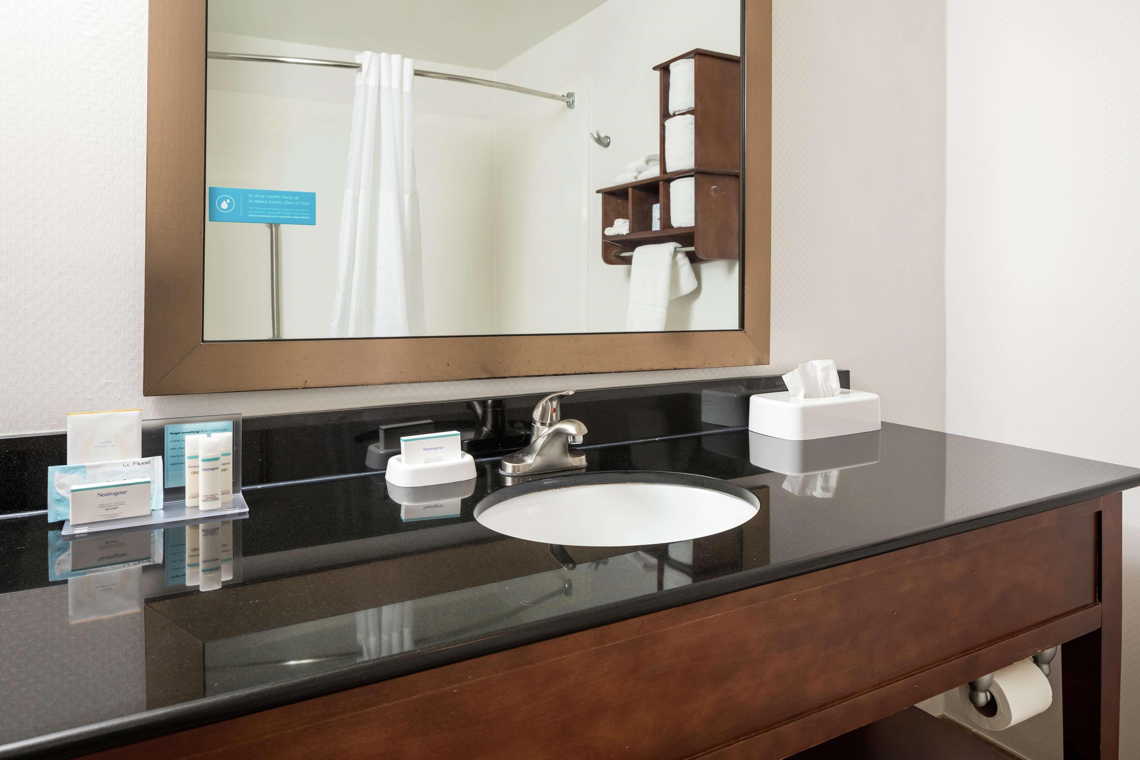 Hampton Inn Хелен Экстерьер фото