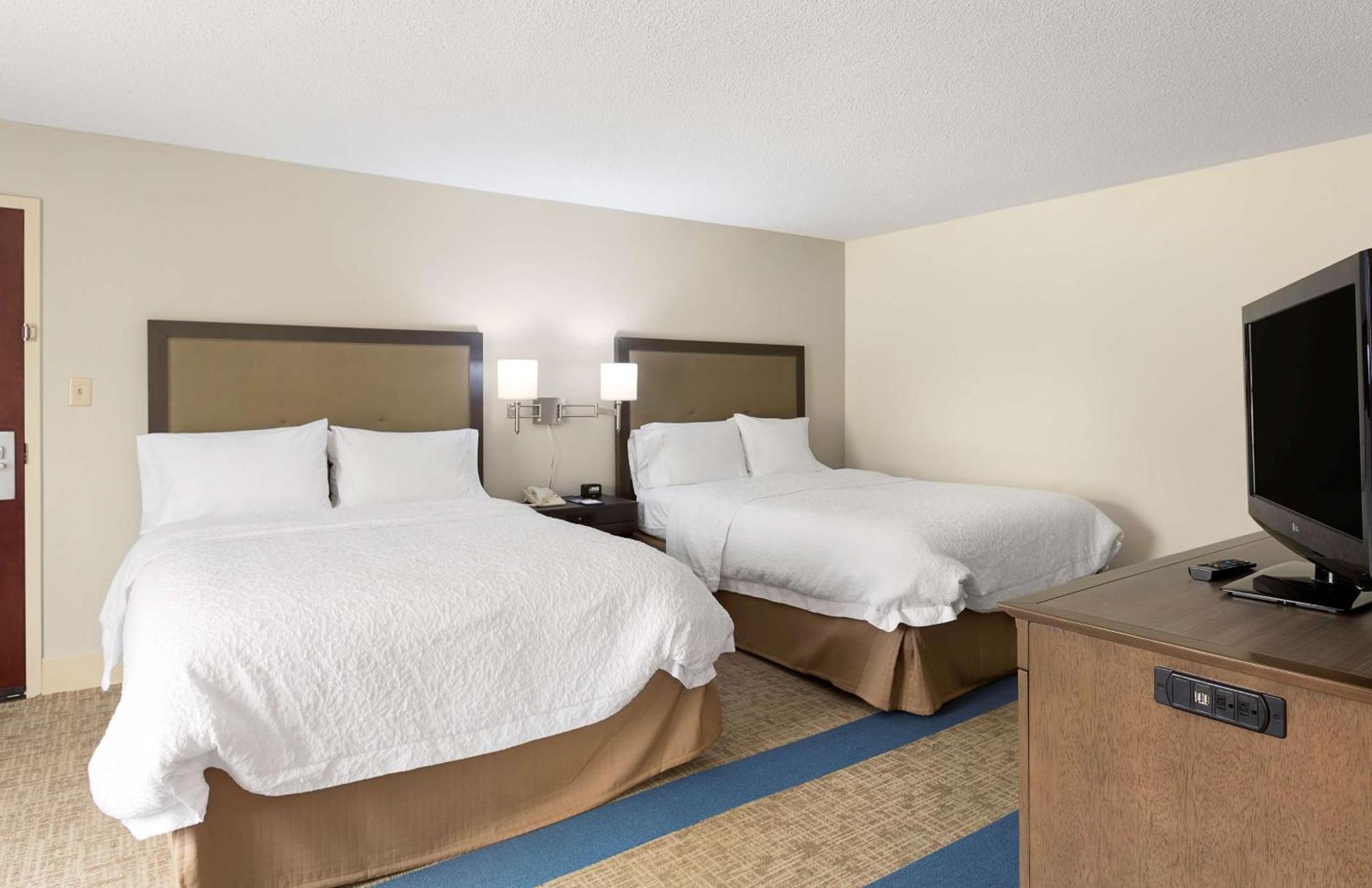 Hampton Inn Хелен Экстерьер фото