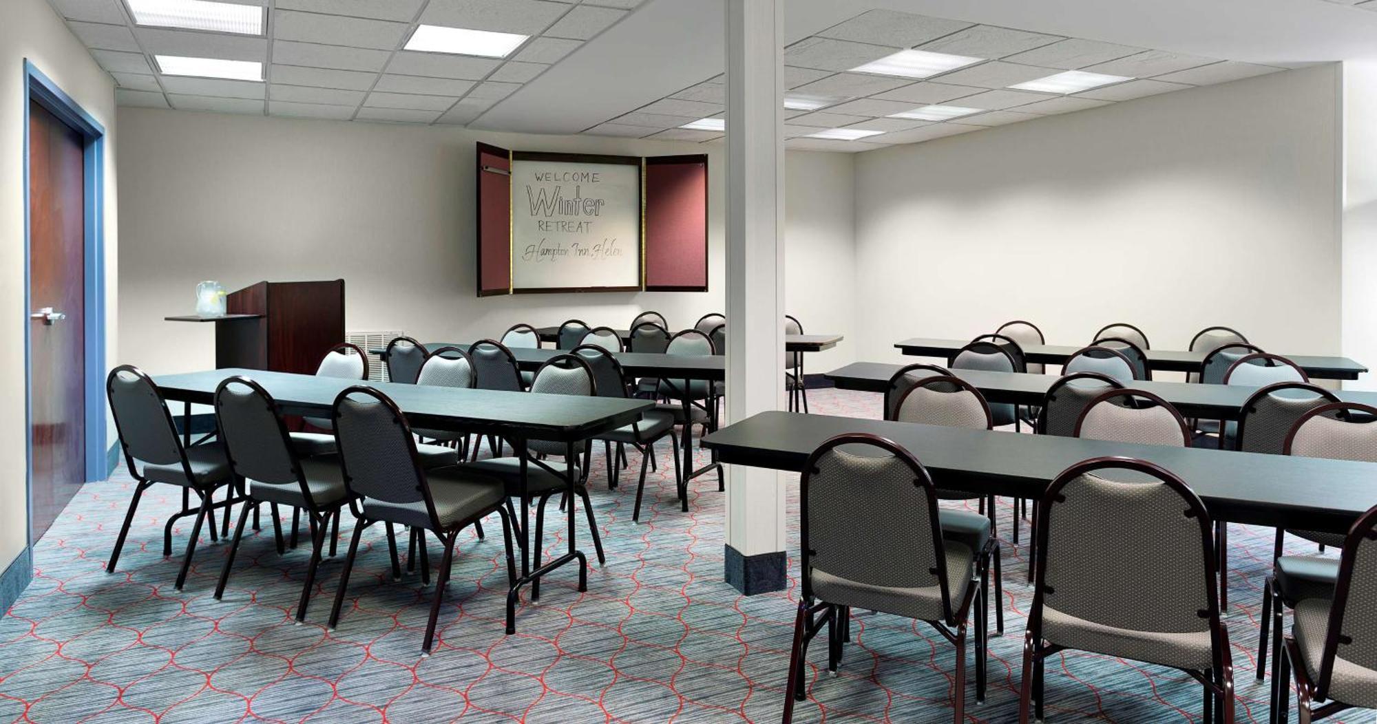 Hampton Inn Хелен Экстерьер фото