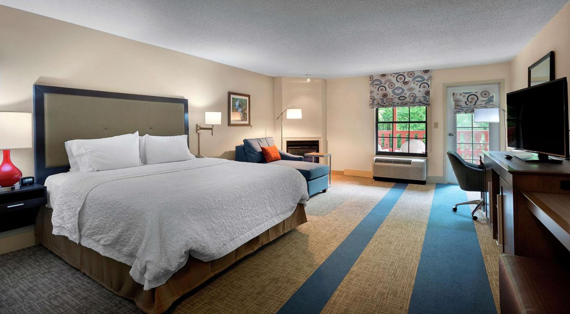 Hampton Inn Хелен Экстерьер фото