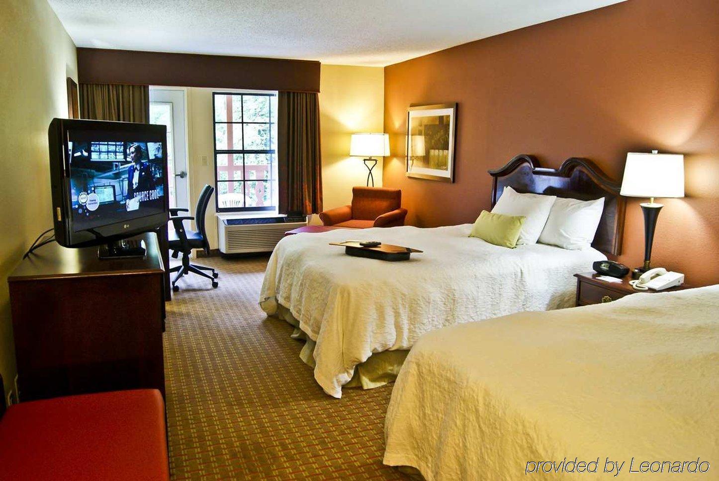Hampton Inn Хелен Номер фото