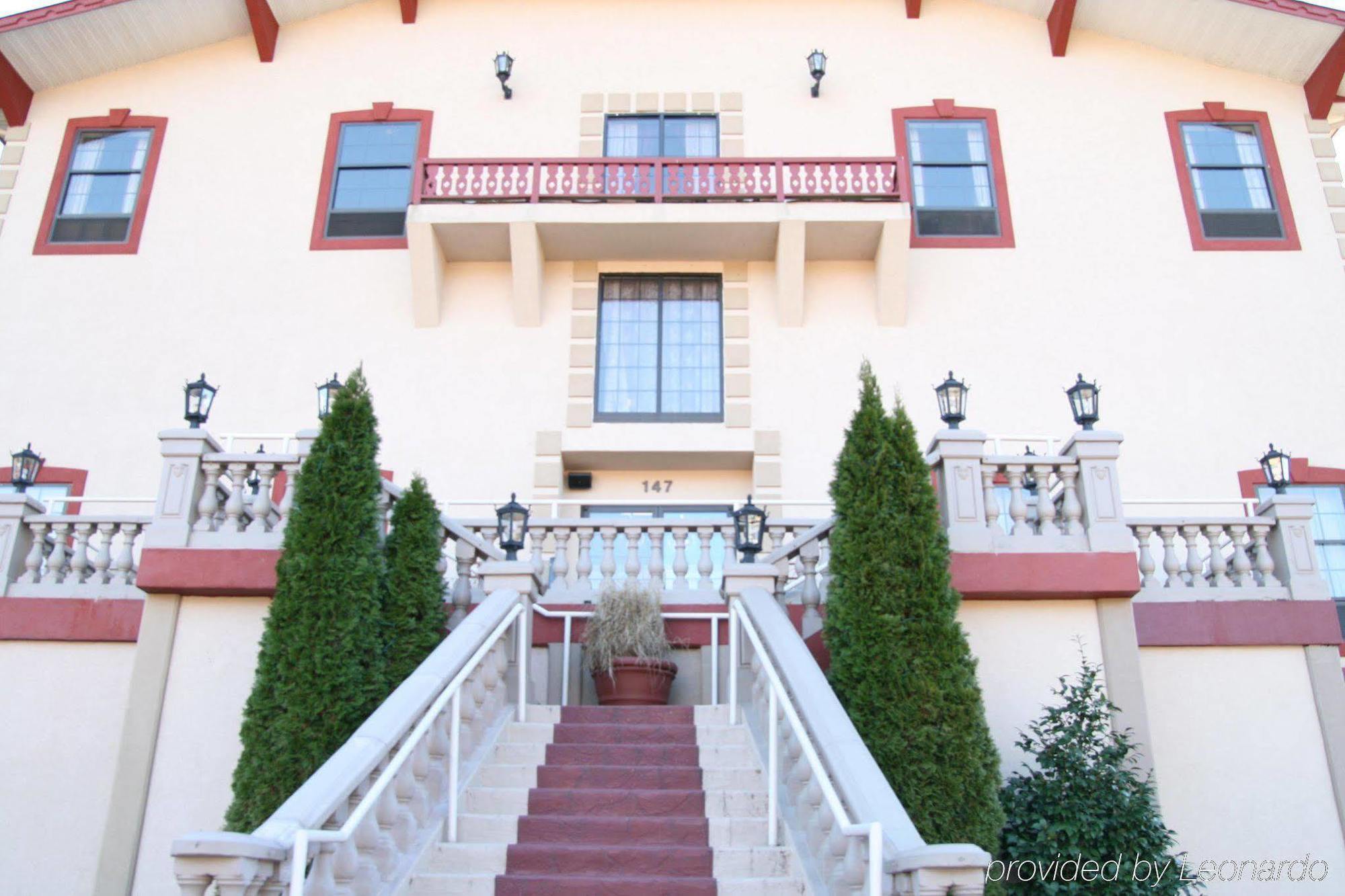 Hampton Inn Хелен Экстерьер фото