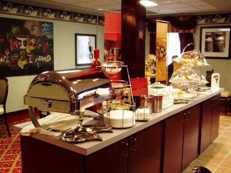Hampton Inn Хелен Экстерьер фото